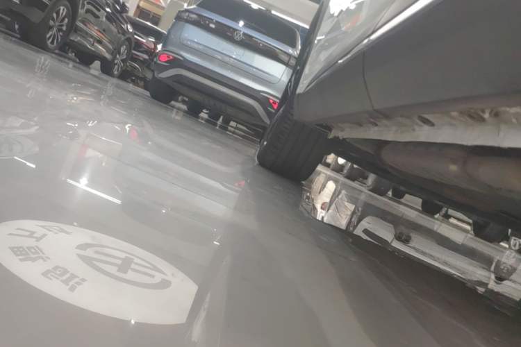 Used Geely Galaxy L7 2023 1.5T 115 km PLUS Left Side Sill