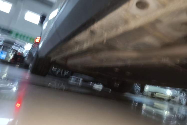 Used Geely Galaxy L7 2023 1.5T 115 km PLUS Left Side Sill