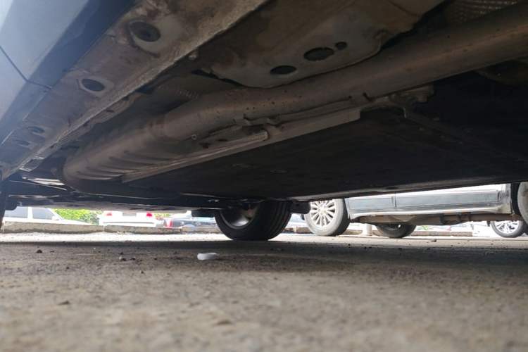 Used Geely Galaxy L7 2023 1.5T 115 km MAX Left Side Sill