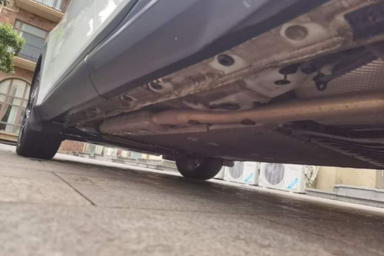 Used Geely Galaxy L7 2023 1.5T 115 km Starship Left Side Sill