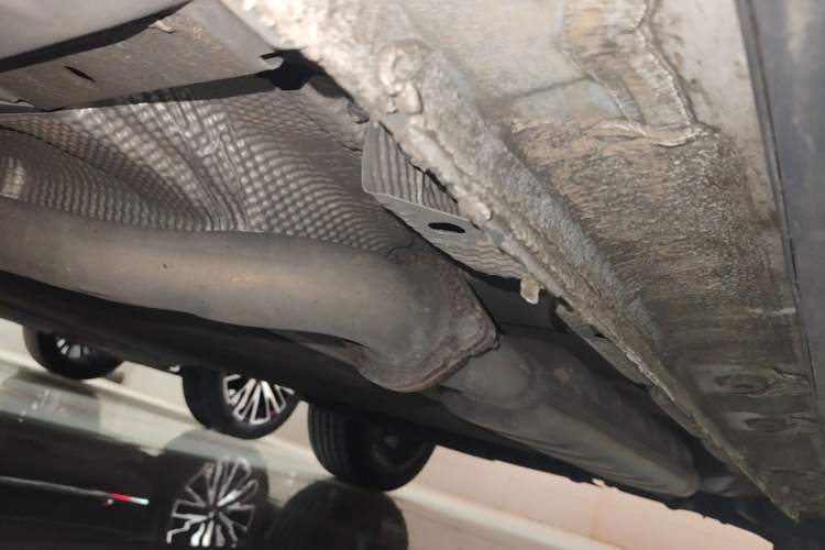 Used Geely Galaxy L7 2023 1.5T 55km AIR Left Side Sill