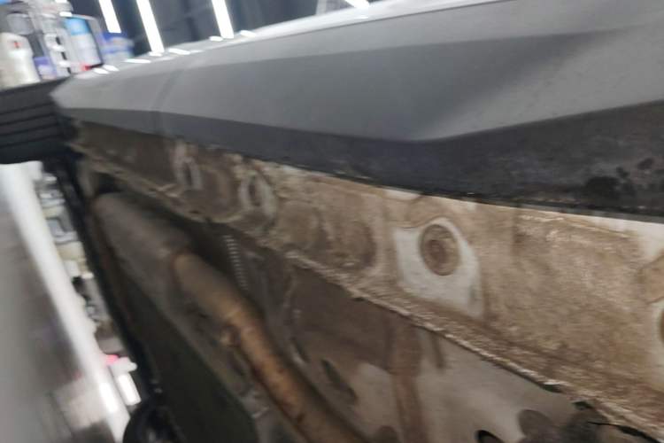 Used Geely Galaxy L7 2023 1.5T 55km PRO Left Side Sill
