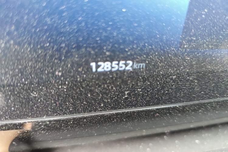 Used Geely Galaxy L7 2023 1.5T 115 km PLUS Odometer Close Up