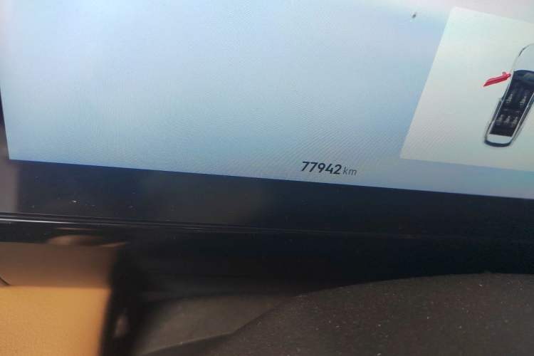 Used Geely Galaxy L7 2023 1.5T 115 km Starship Odometer Close Up