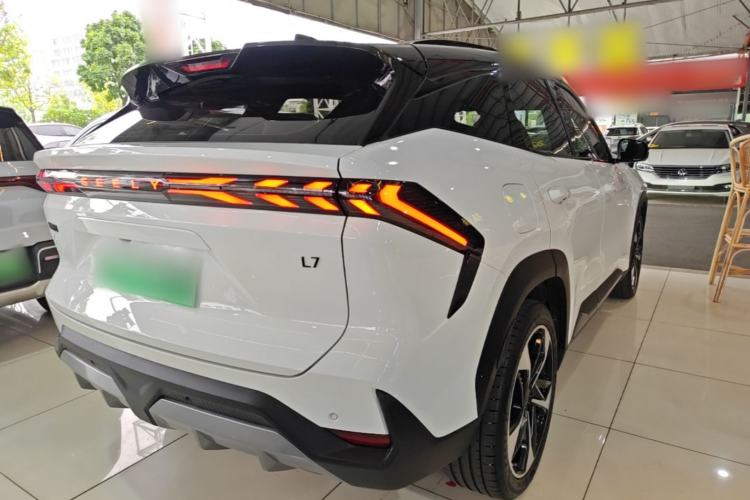Used Geely Galaxy L7 2023 1.5T 115 km Asian Games Phantom Edition Rear Right 45 Deg