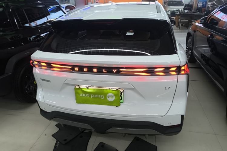 Used Geely Galaxy L7 2023 1.5T 115 km MAX Rear