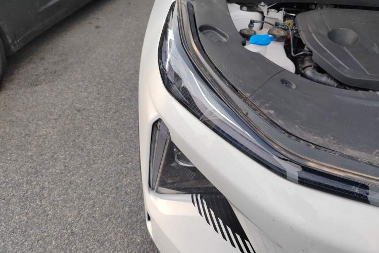 Used Geely Galaxy L7 2023 1.5T 115 km MAX Right Front Headlight