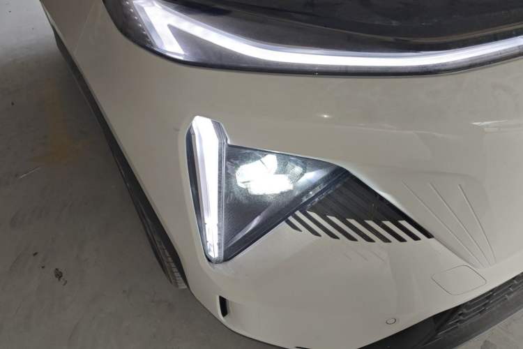 Used Geely Galaxy L7 2023 1.5T 115 km MAX Right Front Headlight