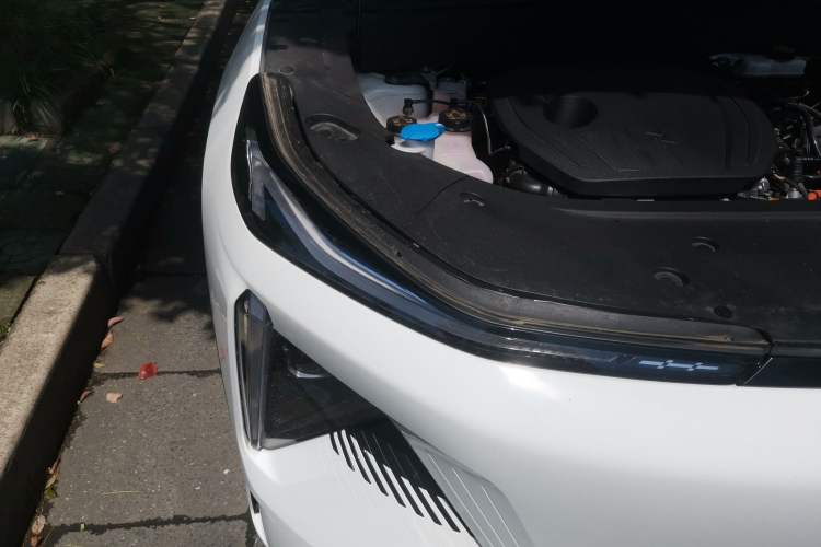 Used Geely Galaxy L7 2023 1.5T 115 km PLUS Right Front Headlight