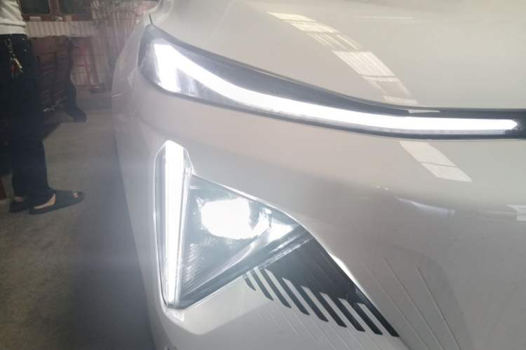 Used Geely Galaxy L7 2023 1.5T 115 km Starship Right Front Headlight