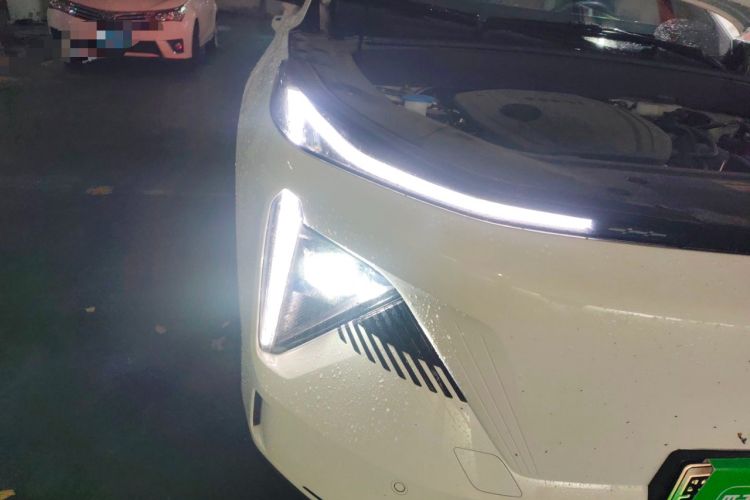 Used Geely Galaxy L7 2023 1.5T 115 km PLUS Right Front Headlight