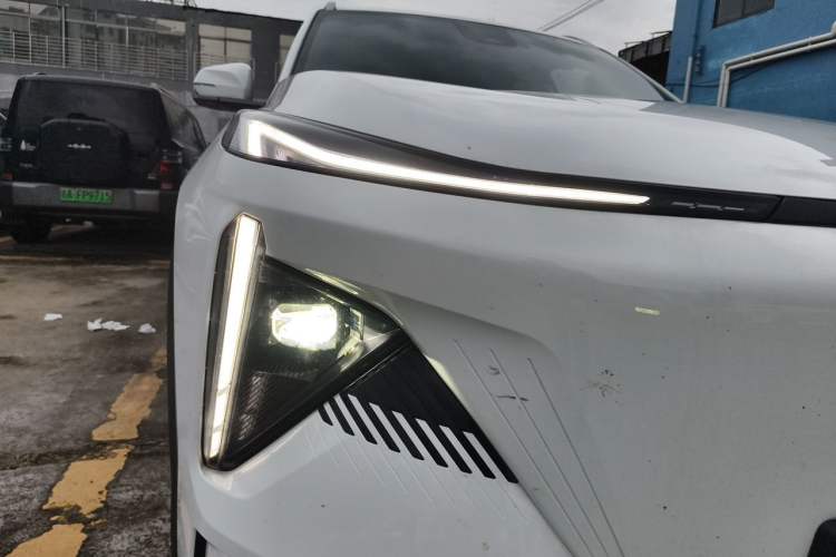 Used Geely Galaxy L7 2023 1.5T 115 km Starship Right Front Headlight