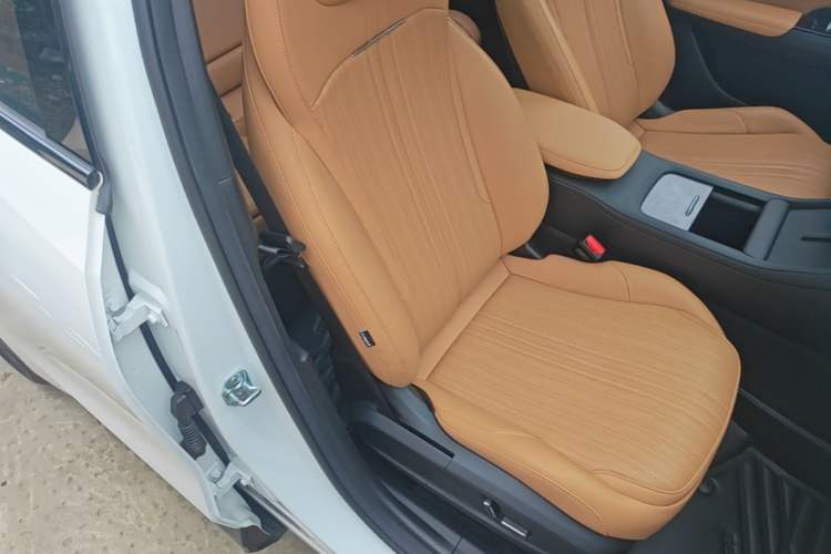 Used Geely Galaxy L7 2023 1.5T 115 km MAX Right Front Seat