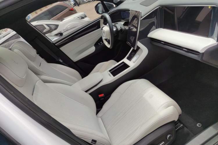 Used Geely Galaxy L7 2023 1.5T 115 km Starship Right Front Seat