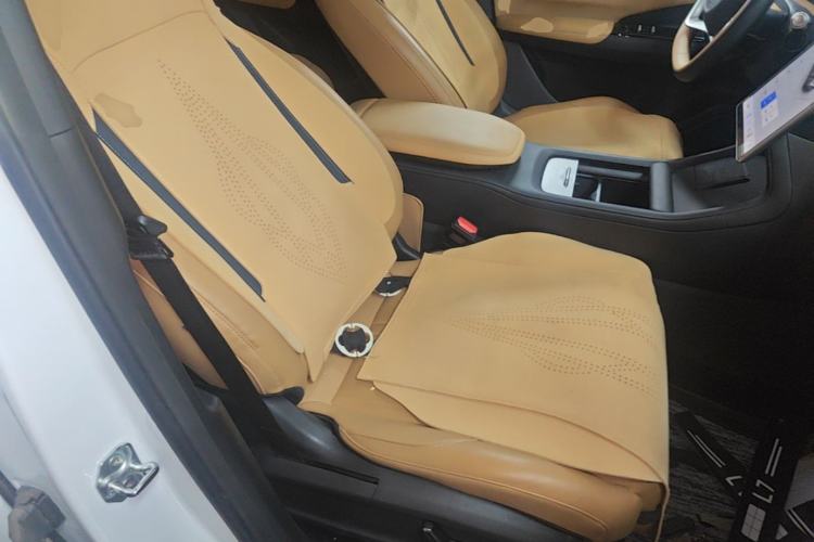 Used Geely Galaxy L7 2023 1.5T 115 km MAX Right Front Seat