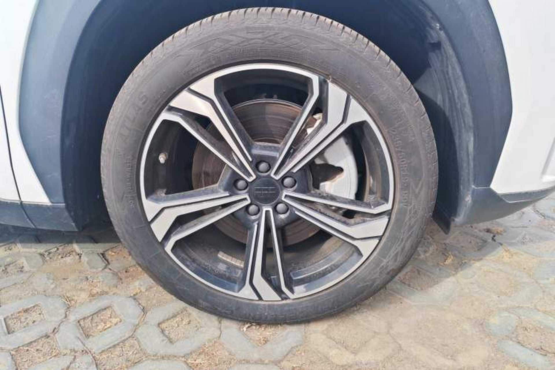 Used Geely Galaxy L7 2023 1.5T 115 km Starship Right Front Wheel Hub