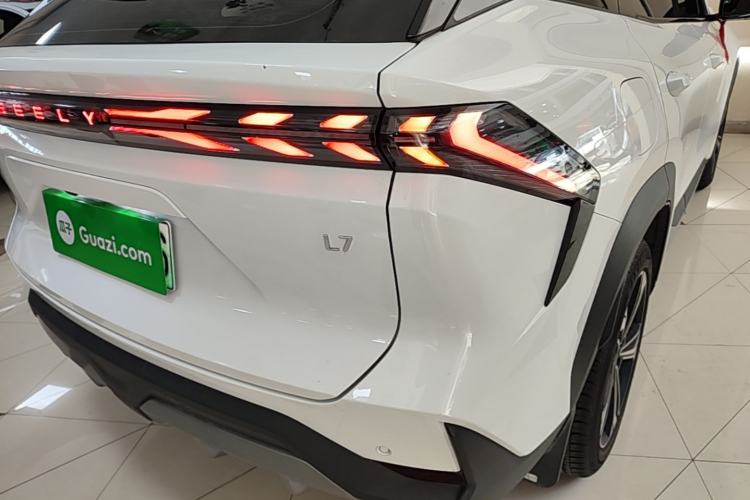 Used Geely Galaxy L7 2023 1.5T 115 km MAX Right Rear Taillight