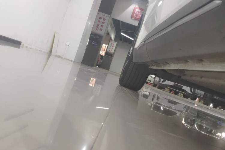 Used Geely Galaxy L7 2023 1.5T 115 km PLUS Right Side Sill