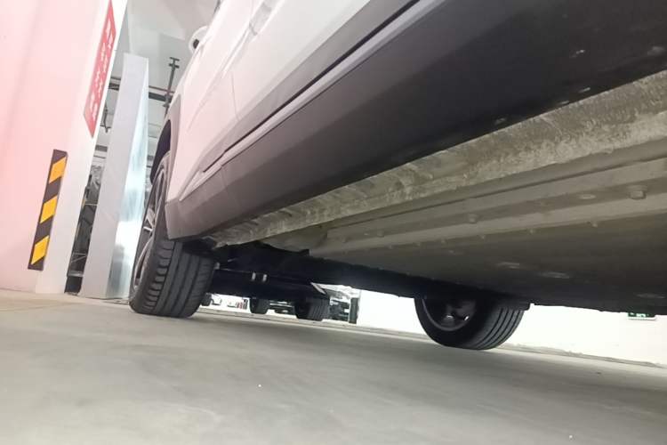 Used Geely Galaxy L7 2023 1.5T 115 km Asian Games Phantom Edition Right Side Sill