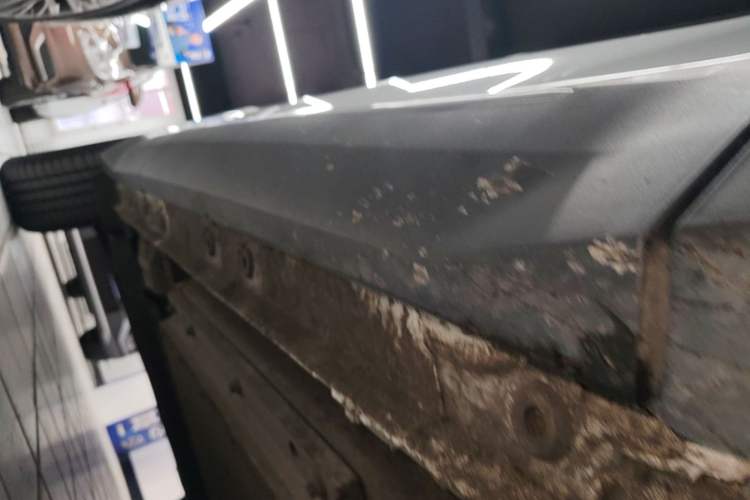 Used Geely Galaxy L7 2023 1.5T 55km PRO Right Side Sill