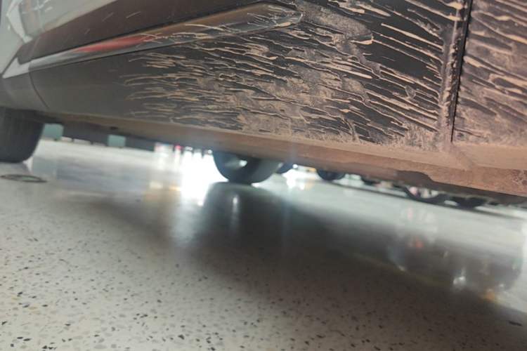 Used Geely Galaxy L7 2023 1.5T 115 km MAX Right Side Sill