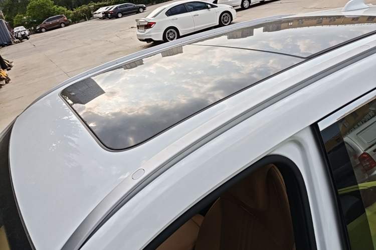 Used Geely Galaxy L7 2023 1.5T 115 km Starship Roof