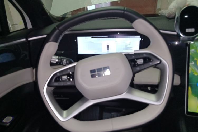 Used Geely Galaxy L7 2023 1.5T 115 km Starship Steering Wheel