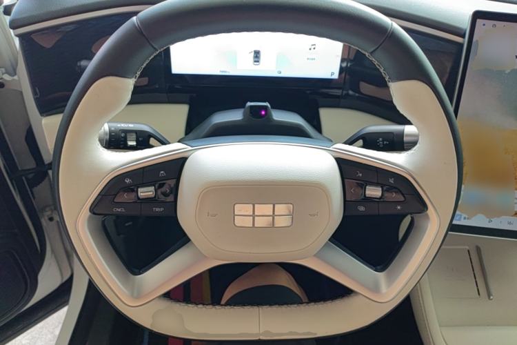 Used Geely Galaxy L7 2023 1.5T 115 km Starship Steering Wheel