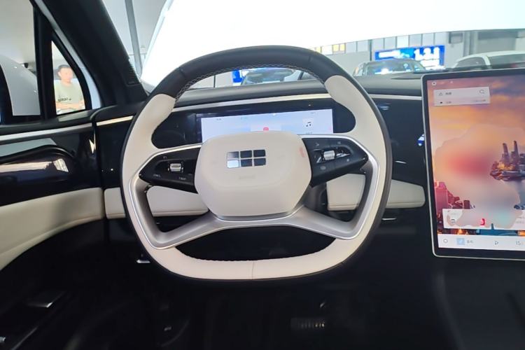 Used Geely Galaxy L7 2023 1.5T 115 km PLUS Steering Wheel
