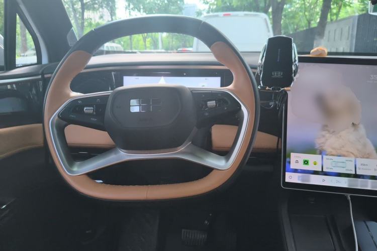 Used Geely Galaxy L7 2023 1.5T 115 km Starship Steering Wheel