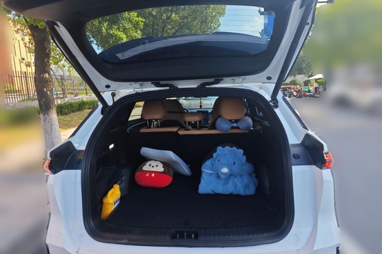 Used Geely Galaxy L7 2023 1.5T 115 km Asian Games Phantom Edition Trunk
