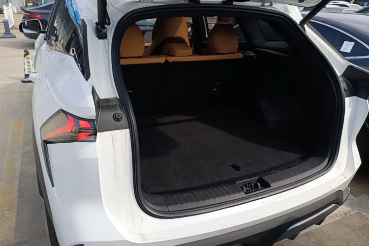 Used Geely Galaxy L7 2023 1.5T 115 km MAX Trunk