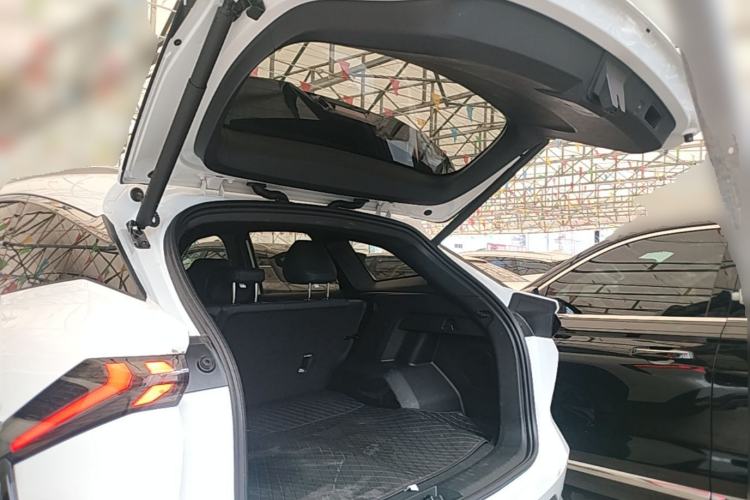 Used Geely Galaxy L7 2023 1.5T 115 km MAX Trunk