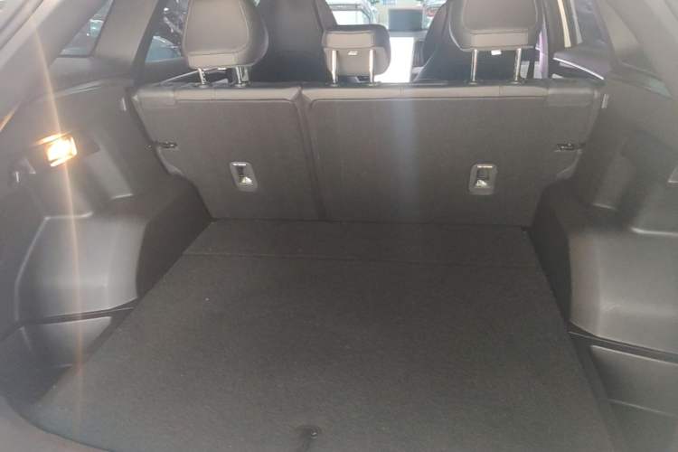 Used Geely Galaxy L7 2023 1.5T 55km AIR Trunk