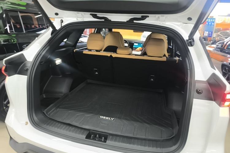 Used Geely Galaxy L7 2023 1.5T 115 km MAX Trunk