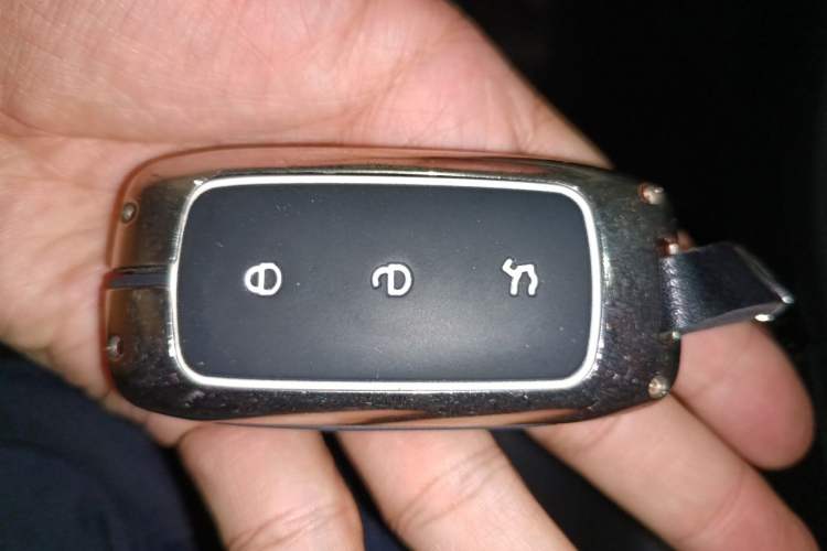 Used Geely Galaxy L7 2023 1.5T 115 km Starship Vehicle Key