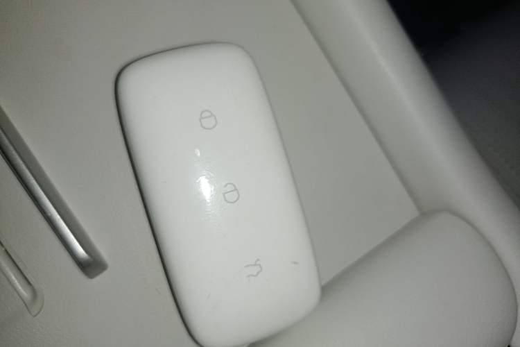 Used Geely Galaxy L7 2023 1.5T 115 km Asian Games Phantom Edition Vehicle Key