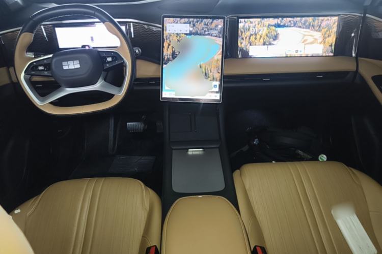 Used Geely Galaxy L7 2024 1.5T 115 km Starship Dragon Edition Center Console