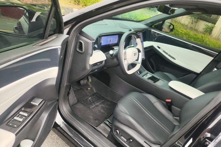 Used Geely Galaxy L7 2024 1.5T 115 km MAX Dragon Edition Driver Seat
