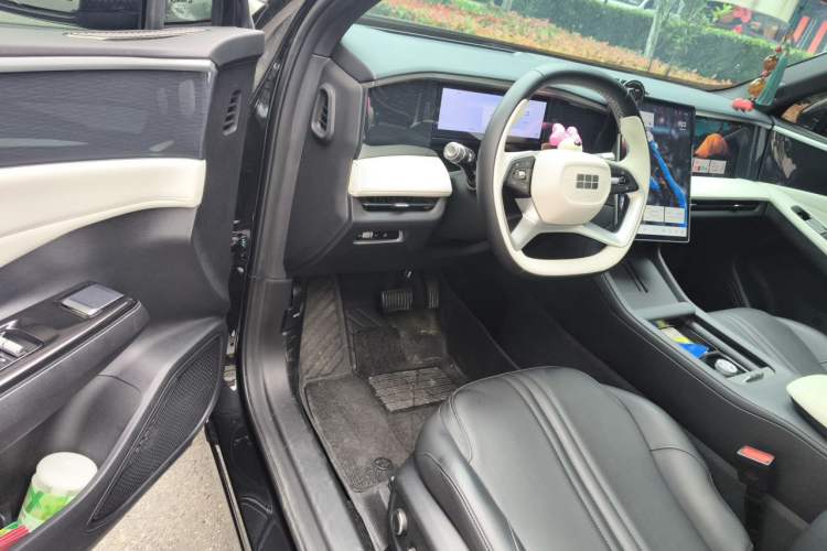 Used Geely Galaxy L7 2024 1.5T 115 km MAX Dragon Edition Driver Seat