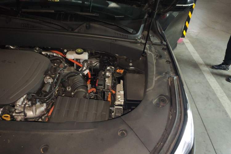 Used Geely Galaxy L7 2024 1.5T 55km PRO Dragon Edition Engine Bay Left