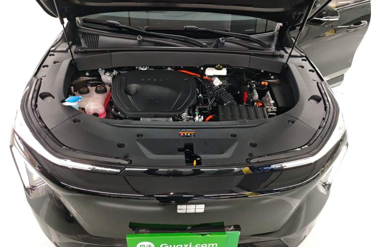 Used Geely Galaxy L7 2024 1.5T 115 km MAX Dragon Edition Engine Bay