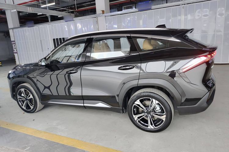 Used Geely Galaxy L7 2024 1.5T 115 km PLUS Dragon Edition Exterior 5