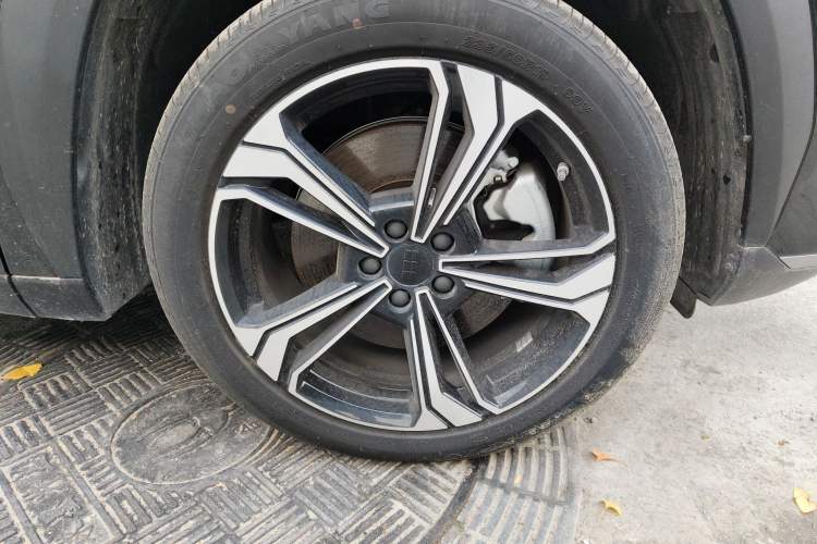 Used Geely Galaxy L7 2024 1.5T 115 km MAX Dragon Edition Exterior 7