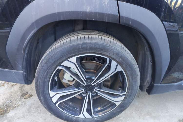 Used Geely Galaxy L7 2024 1.5T 115 km MAX Dragon Edition Exterior 8