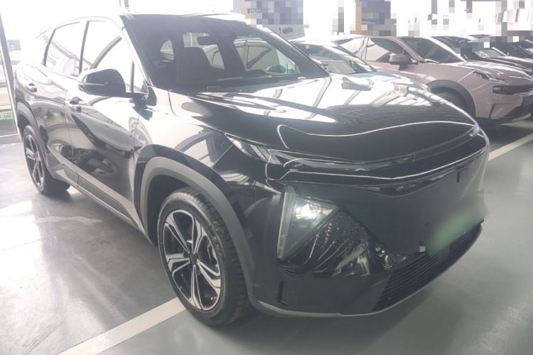 Used Geely Galaxy L7 2024 1.5T 115 km MAX Dragon Edition Front Right 45 Deg