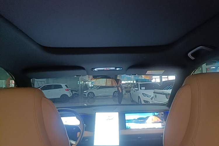 Used Geely Galaxy L7 2024 1.5T 115 km MAX Dragon Edition Headliner