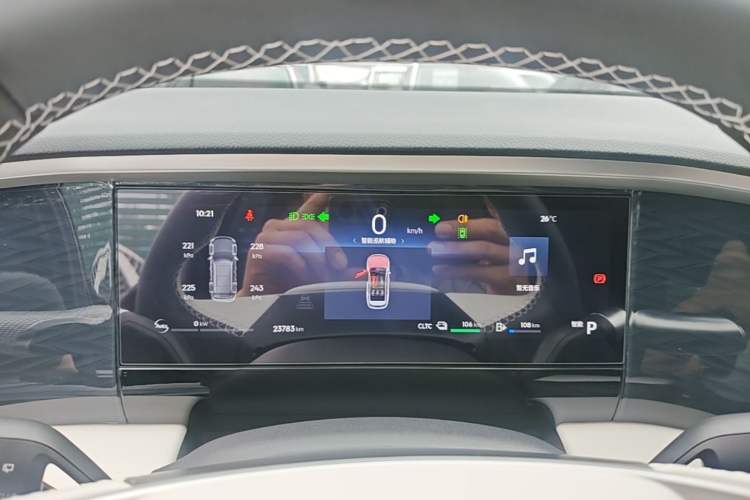 Used Geely Galaxy L7 2024 1.5T 115 km PLUS Dragon Edition Instrument Cluster