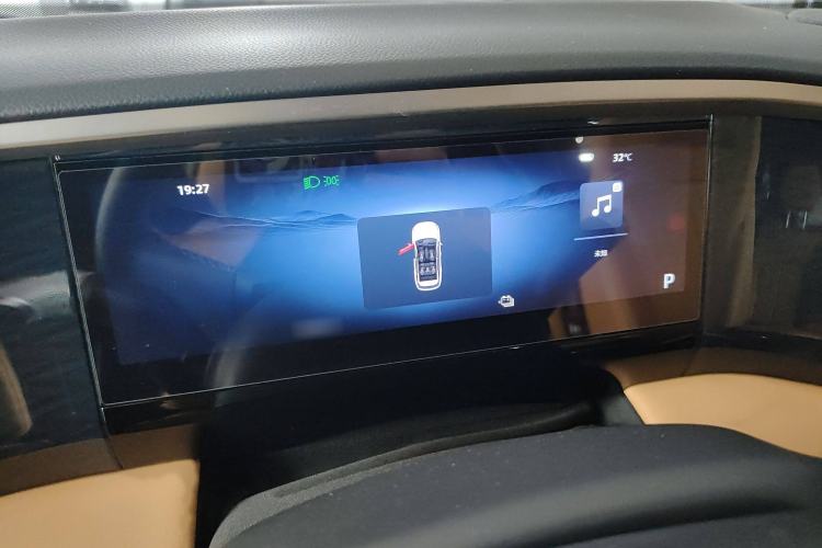 Used Geely Galaxy L7 2024 1.5T 115 km PLUS Dragon Edition Instrument Cluster