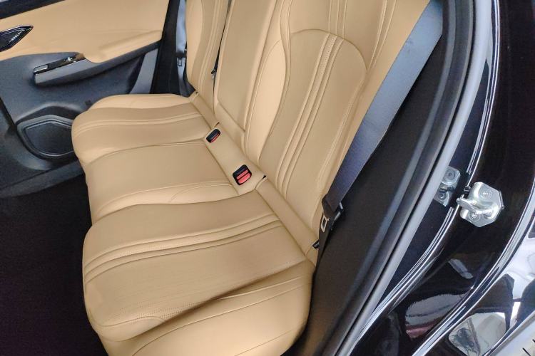 Used Geely Galaxy L7 2024 1.5T 115 km PLUS Dragon Edition Interior 1